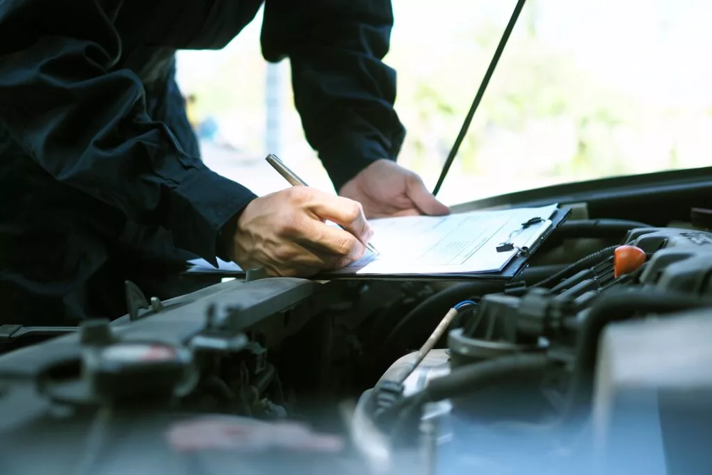 Engine and Transmission Specifications for MOT